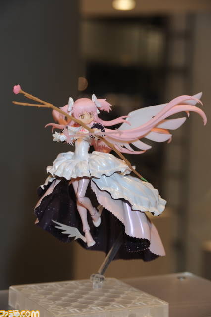 “ワンフェス2012［夏］”で人が搭乗可能なロマン溢れる巨大ロボ“クラタス”がお披露目【動画あり】_52