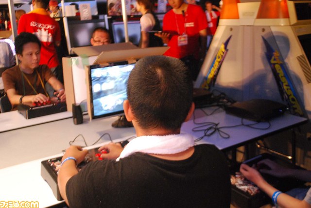 数々の名勝負がくり広げられた“闘劇2012”全国決勝大会初日をリポート【ゲームサマーフェスタ2012】_05