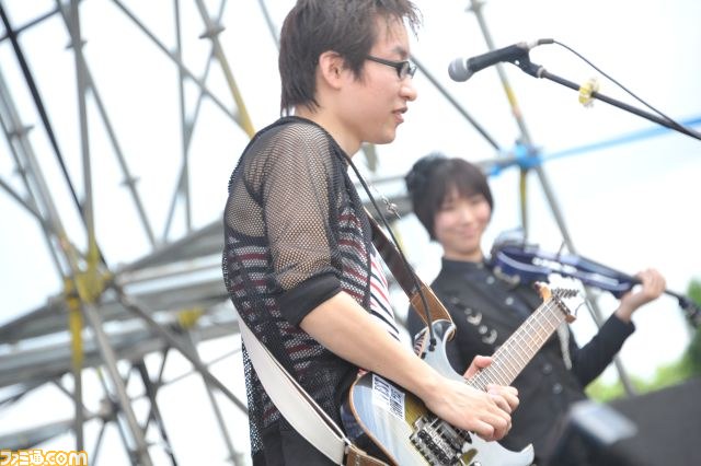 “音撃 ～Game Sound Impact 2012～”豪華出演陣による珠玉のパフォーマンスに酔いしれた1日【ゲームサマーフェスタ2012】_02