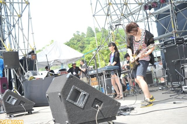 “音撃 ～Game Sound Impact 2012～”豪華出演陣による珠玉のパフォーマンスに酔いしれた1日【ゲームサマーフェスタ2012】_03