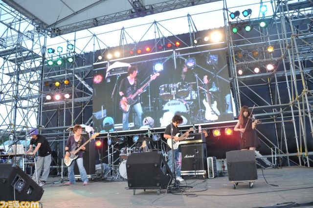 “音撃 ～Game Sound Impact 2012～”豪華出演陣による珠玉のパフォーマンスに酔いしれた1日【ゲームサマーフェスタ2012】_20