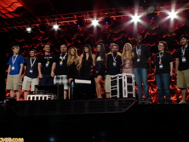 『Quake Live』公式大会はCypher選手が大逆転優勝！　変態ケースMod大会とまとめてリポート【QuakeCon2012】_08
