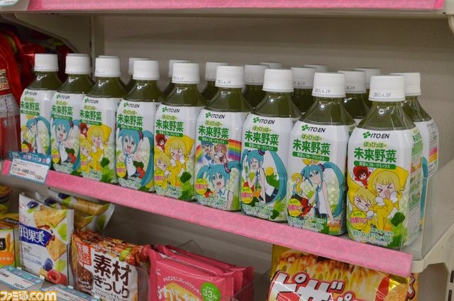 初音ミク×ファミリーマートの大型キャンペーンついにスタート！　池袋には店内一面みっくみくのラッピング店舗が登場_22