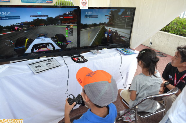 “鈴鹿サーキット50周年アニバーサリーデー”開催、『F1 2012』初プレイアブルで大盛り上がり_06