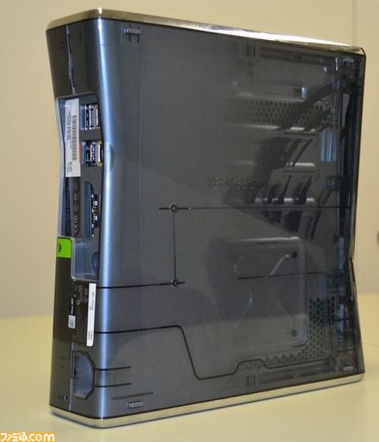 特別仕様の本体が同梱！『Xbox 360 320GB Halo 4 リミテッド エディション』完全主観レビュー_10