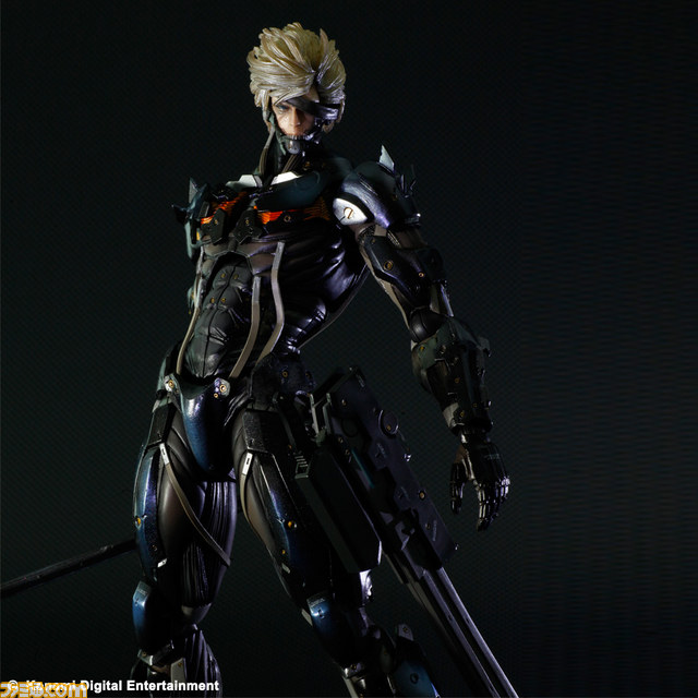 『メタルギア ライジング リベンジェンス』の雷電がアクションフィギュアになって登場_02