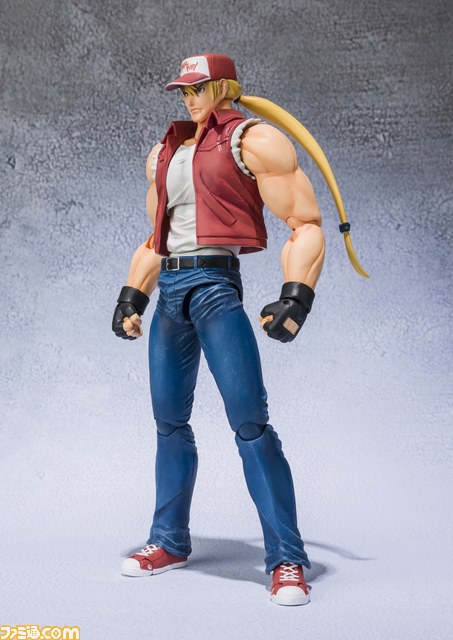 バンダイのフィギュアブランド“D-Arts”新作登場！　若き神喰い、アリサが舞う！_01