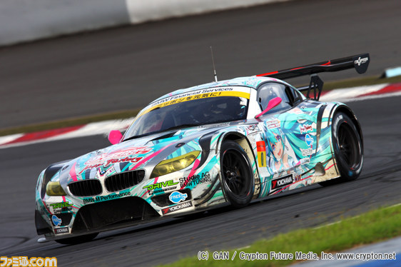 “TOKYO DRIFT in お台場”にアニメ・ゲームの公式キャラクターマシンが大集合_06