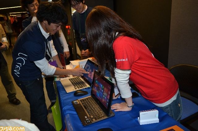 日本最大級の学生フェスティバル“AGESTOCK2012”をWindows 8がサポート_03