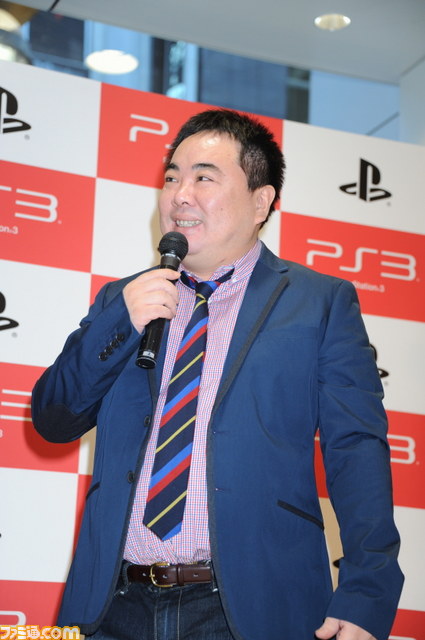 プレイステーションがあれば何でもできる!?　アントニオ猪木が購入者にビンタを贈る発売記念イベントが開催【動画追加】_02