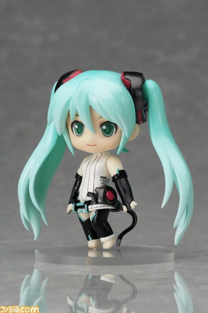 “グッスマくじ 初音ミク 2012 Winter Ver.”全国の大型家電量販店やホビーショップなどで販売開始_09