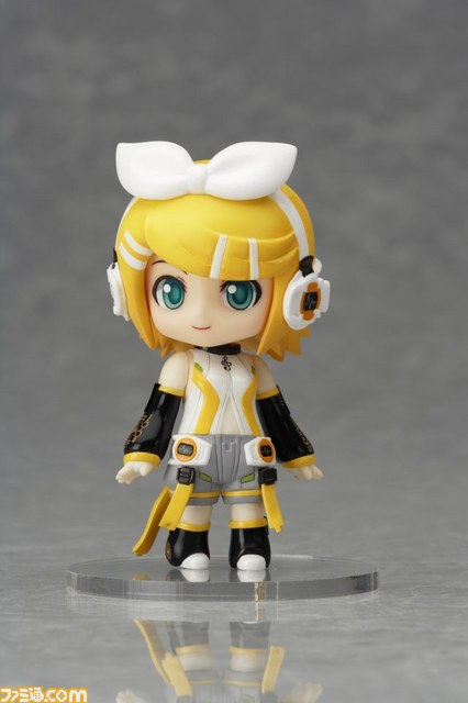 “グッスマくじ 初音ミク 2012 Winter Ver.”全国の大型家電量販店やホビーショップなどで販売開始_10