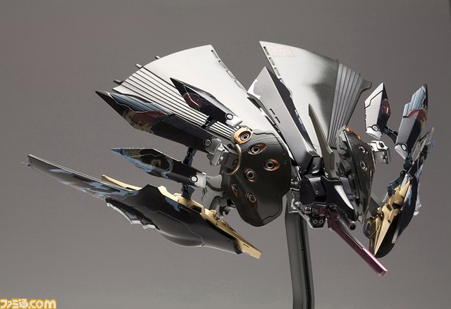 『コトブキヤ 飛鉄塊 銀鶏 ［黒］DXパック（ebten限定特典付き）』予約受付がスタート_09