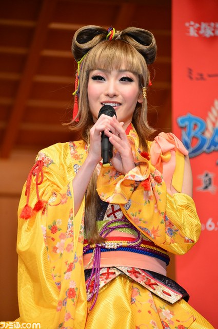 蘭寿とむ・蘭乃はな・明日海りおが『戦国BASARA』の世界を表現！　宝塚歌劇花組公演『戦国BASARA』制作発表会リポート_13
