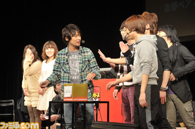 鈴村健一＆下田麻美 vs 神谷浩史、KENNらゲーム好き声優　“ファミ通キャラクターズDX ～ゲーマーだよ全員集合～”イベントリポート_10