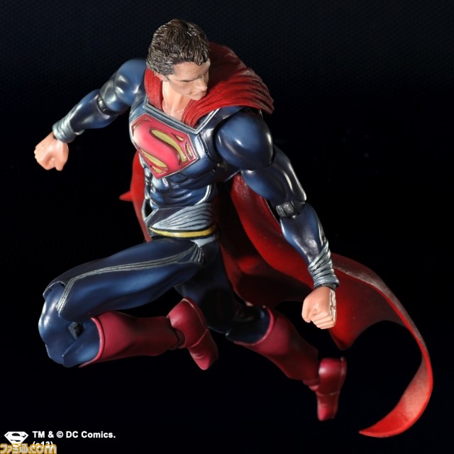 “MAN OF STEEL　PLAY ARTS改”2013年6月末発売決定_05