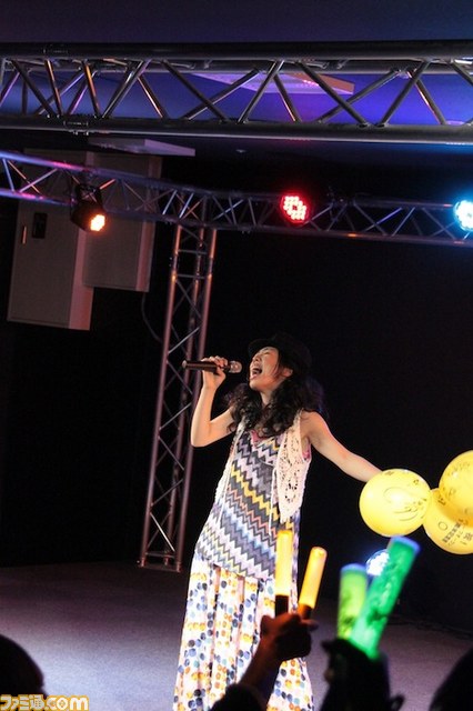 九州・小倉の“あるあるCity”のハーフオープン1周年記念イベントで、彩音、いとうかなこ、今井麻美がライブを披露！_06