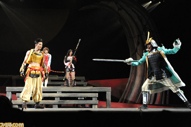 “舞台「戦国BASARA3 宴」”のゲネプロ公演が開催 史上最多18人の武将による宴が開演_13