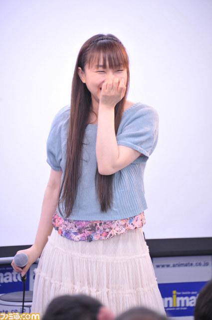 今井麻美が大暴走したライブBD＆DVD発売記念イベント_05