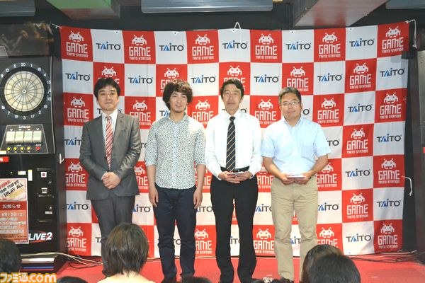 ウメハラとタイトーのチャリティーイベント最終章“BATTLE TOUR2013ファイナル”が開催――サイン入り色紙のプレゼントも！！_03