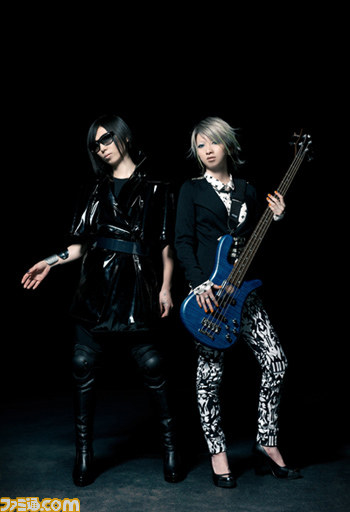 “Live5pb.2013”チケットプレイガイド先行受付開始_09