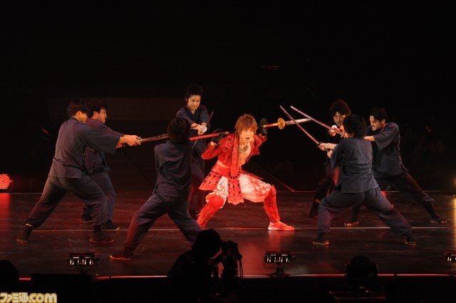 “舞台『戦国BASARA』武将祭2013”殺陣あり、宴会芸あり、『戦国BASARA4』新情報もアリ！　盛りだくさんな公演をリポート_04