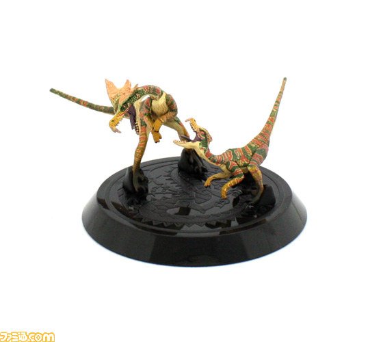 『モンハン』最新グッズ情報、カプコンフィギュアビルダーの第8弾やキッズ向けTシャツが発売_01