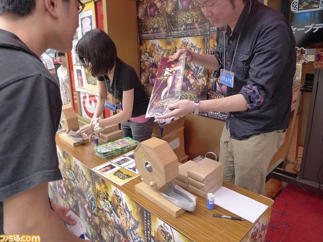 『ドラゴンズクラウン』 秋葉原の発売記念抽選会に行ってきた！_06