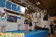 巨人くんも大暴れ！　石川由依さん（ミカサ役）小林ゆうさん（サシャ役）三上枝織さん（クリスタ役）が登場した「進撃の巨人」スペシャルトークショーリポート【ワンダーフェスティバル2013［夏］】_22