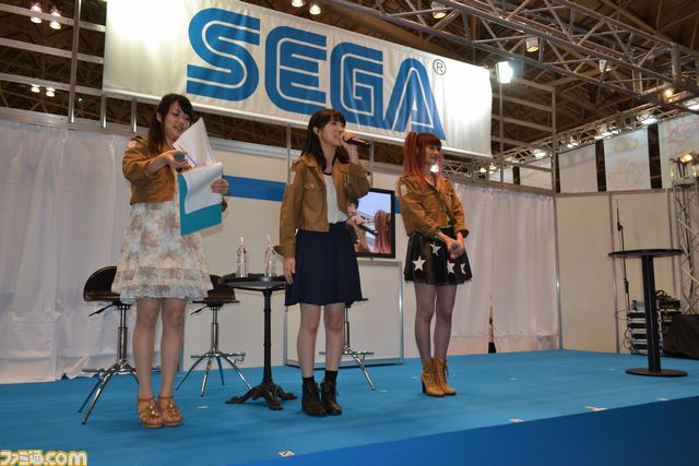 巨人くんも大暴れ 石川由依さん ミカサ役 小林ゆうさん サシャ役 三上枝織さん クリスタ役 が登場した 進撃の巨人 スペシャルトークショーリポート ワンダーフェスティバル13 夏 ファミ通 Com