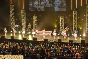 劇場版 アイドルマスター は14年初春に公開 アイドルマスター 8周年ライブ横浜公演リポート ファミ通 Com