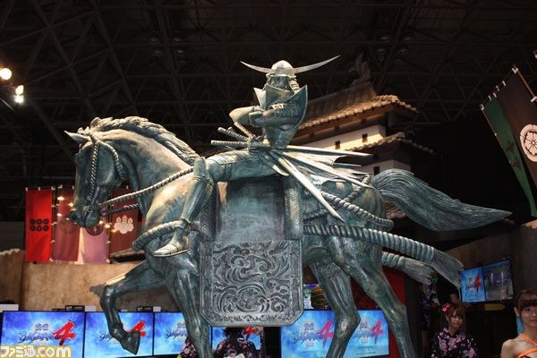 カプコンスブース【ブースリポート】【TGS2013】_01