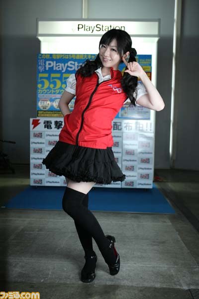 ゲームショウを彩るコンパニオン写真200枚：初日編【TGS2013】_93