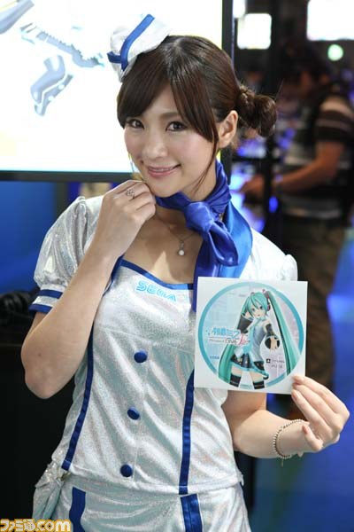 ゲームショウを彩るコンパニオン写真200枚：初日編【TGS2013】_149