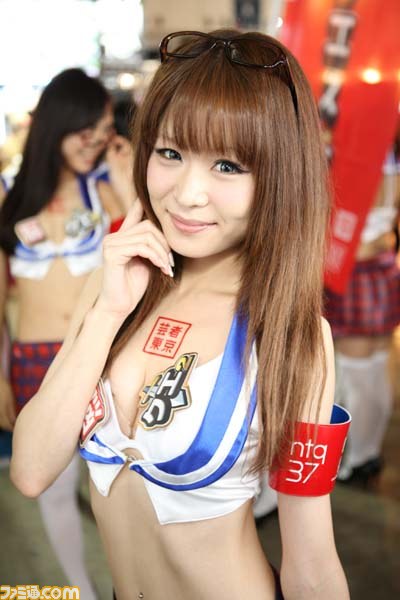 ゲームショウを彩るコンパニオン写真200枚：２日編【TGS2013】_44