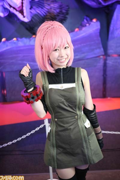 ゲームショウを彩るコンパニオン写真200枚：２日編【TGS2013】_82