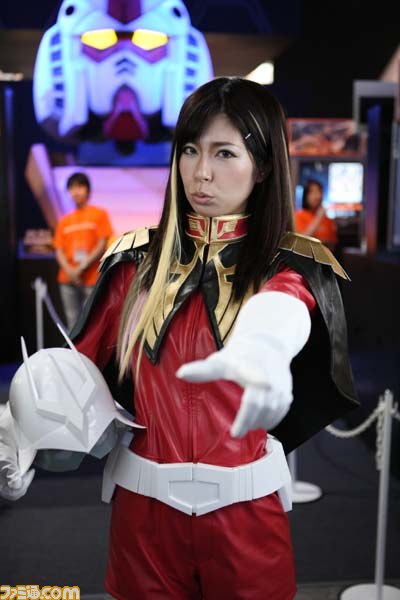 ゲームショウを彩るコンパニオン写真200枚：２日編【TGS2013】_86