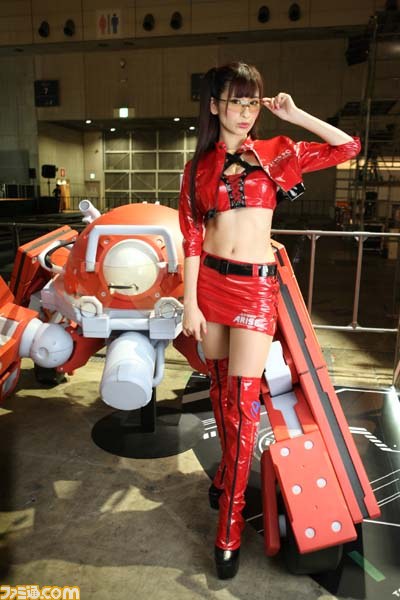 ゲームショウを彩るコンパニオン写真200枚：２日編【TGS2013】_94