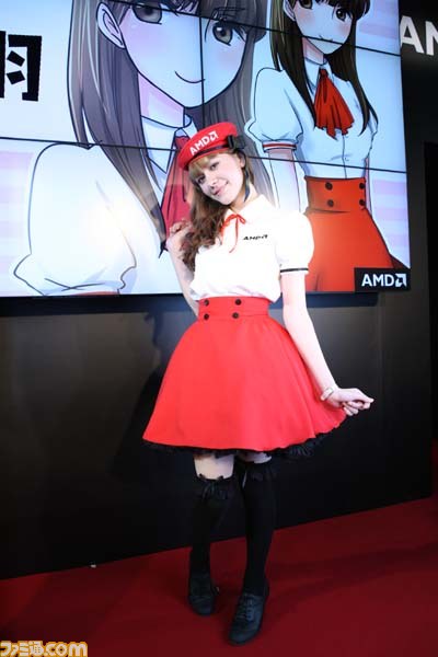 ゲームショウを彩るコンパニオン写真200枚：２日編【TGS2013】_112