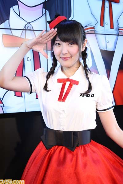 ゲームショウを彩るコンパニオン写真200枚：２日編【TGS2013】_114