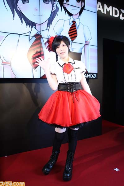 ゲームショウを彩るコンパニオン写真200枚：２日編【TGS2013】_119