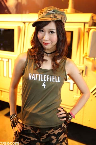 ゲームショウを彩るコンパニオン写真200枚：２日編【TGS2013】_148