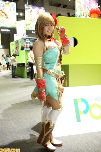 ゲームショウを彩るコンパニオン写真200枚：２日編【TGS2013】_164