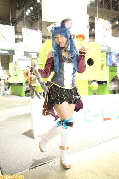 ゲームショウを彩るコンパニオン写真200枚：２日編【TGS2013】_167