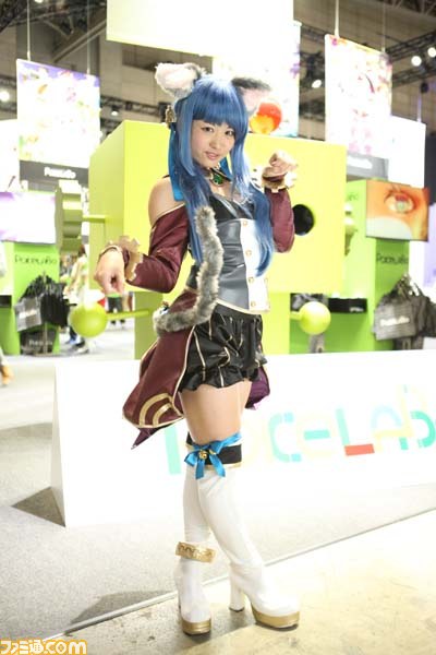 ゲームショウを彩るコンパニオン写真200枚：２日編【TGS2013】_168