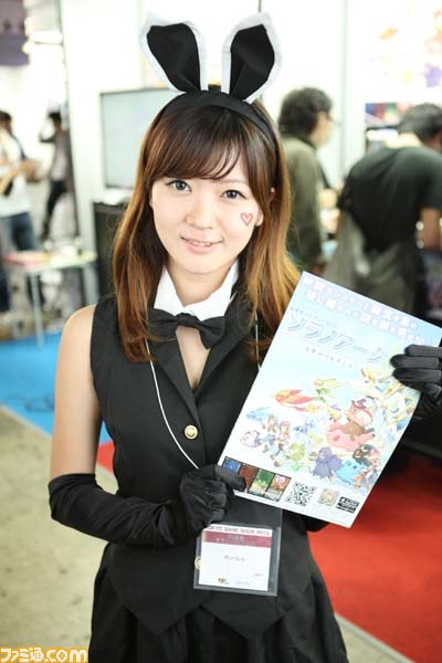 ゲームショウを彩るコンパニオン写真200枚：２日編【TGS2013】_179