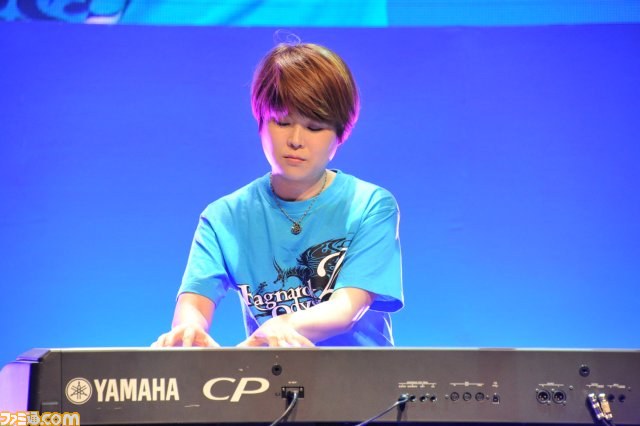作曲家の谷岡 久美さんがピアノライブを開催! “ラグナロク オデッセイ エース スペシャルLIVE”イベントリポート【TGS2013】_08