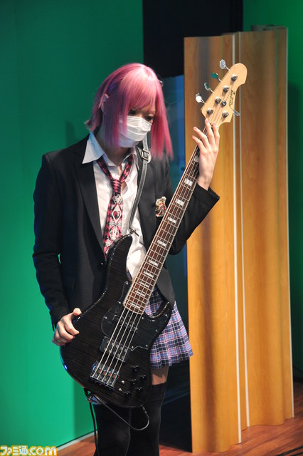 イケメンとネット界のカリスマの演奏を堪能できた『ロックスミス2014』と『Band Fuse： Rock Legends』のイベントをそれぞれリポート【TGS2013】_07