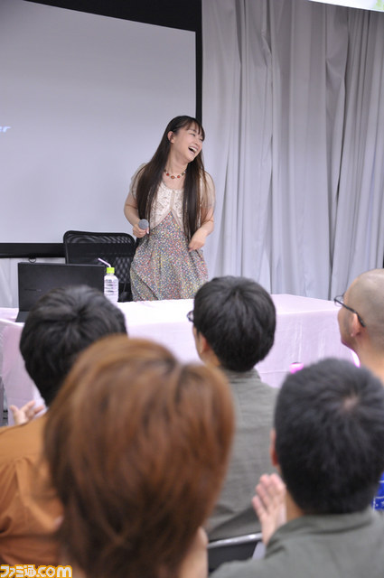今井麻美さんがミュージックビデオ集発売イベントで撮影秘話を語る_13