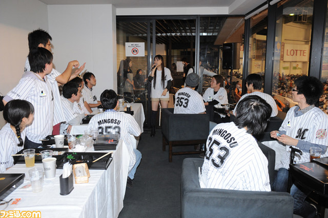 QVCマリンフィールドで今井麻美さんが歌にトークに野球観戦に大奮闘！_48
